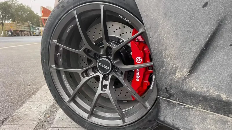 2011 BMW 535i calipers upgrade Brembo V6 six-piston brake kit