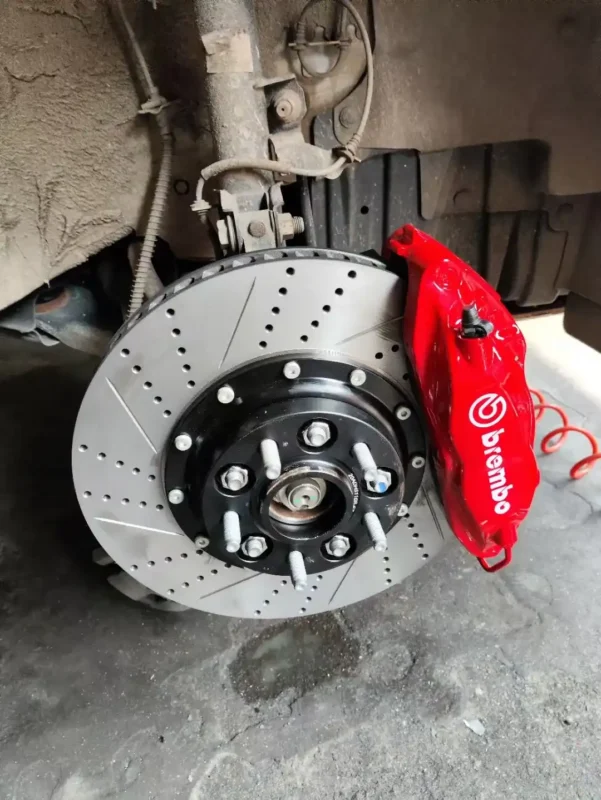 Toyota RAV4 big brake caliper kit with custom brackets brake hoses pads and discs