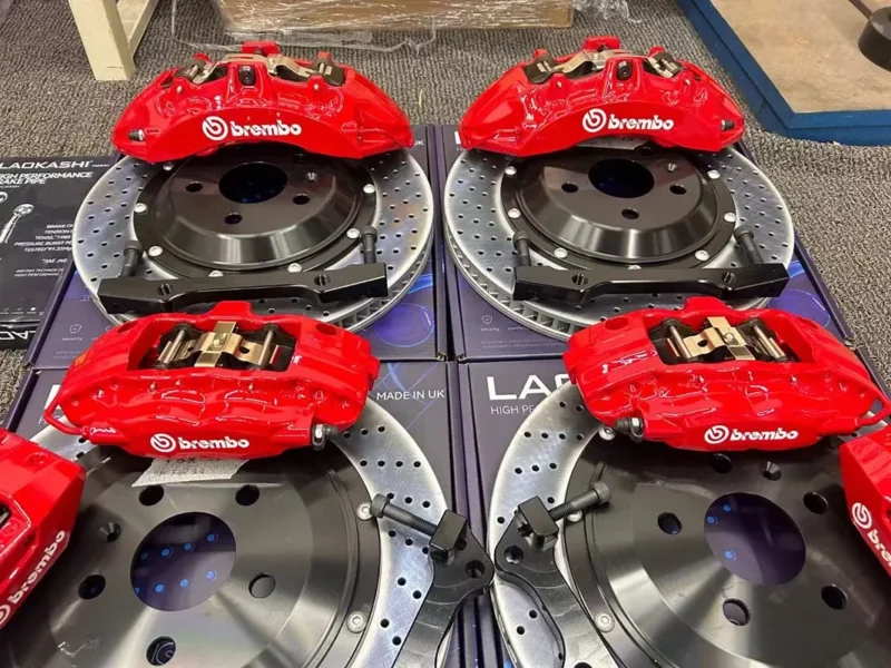 Volkswagen brake caliper kit with V6 six piston calipers and 380 mm rotors