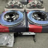 From 2017: BMW X3 G01 Akebono 9N front brake caliper kit