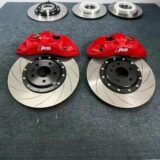 BMW X3 F25 Akebono 8N front 6-piston brake caliper kit detail view